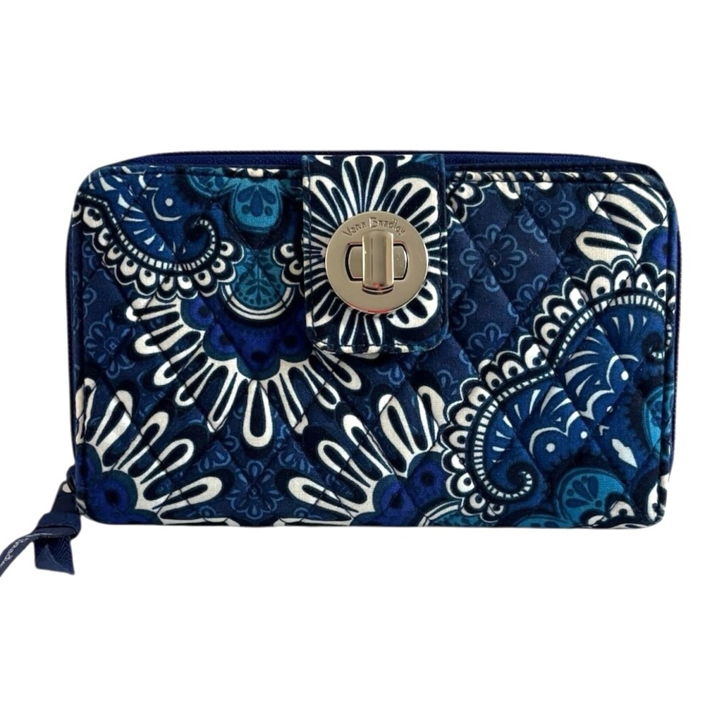 Vera Bradley Blue Floral Quilted Turnlock‎ Wallet
